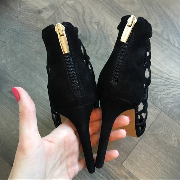 🎉HP🎉 Sexy Black Vince Camuto Heels NIB - Picture 3 of 5